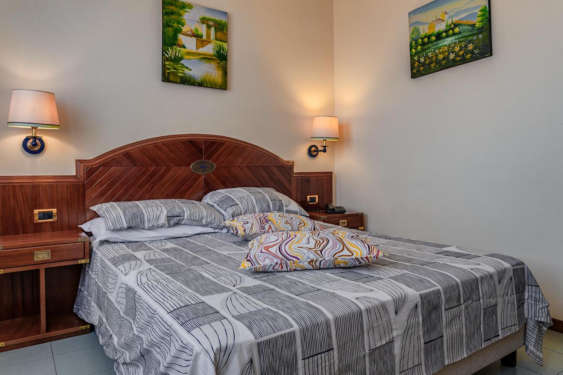 Vintage Hotel Tornese - Business & Events Hotel Cecina (Livorno)